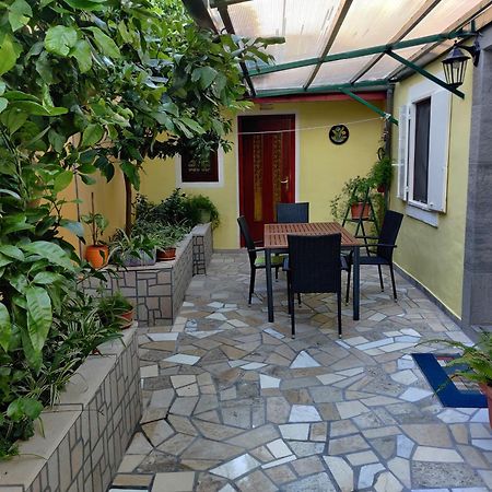 Apartman Jadranka Veli Lošinj Exterior foto